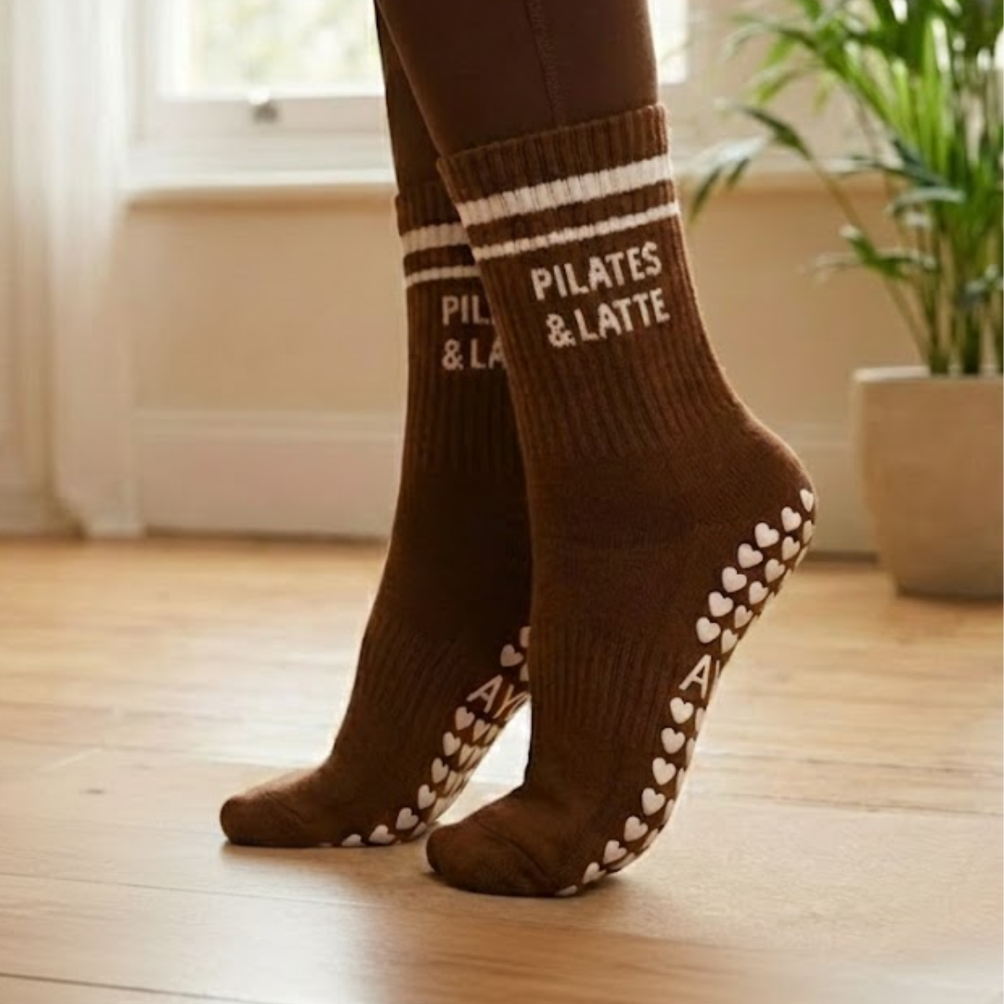 Pilates & Latte Brown Grip Socks